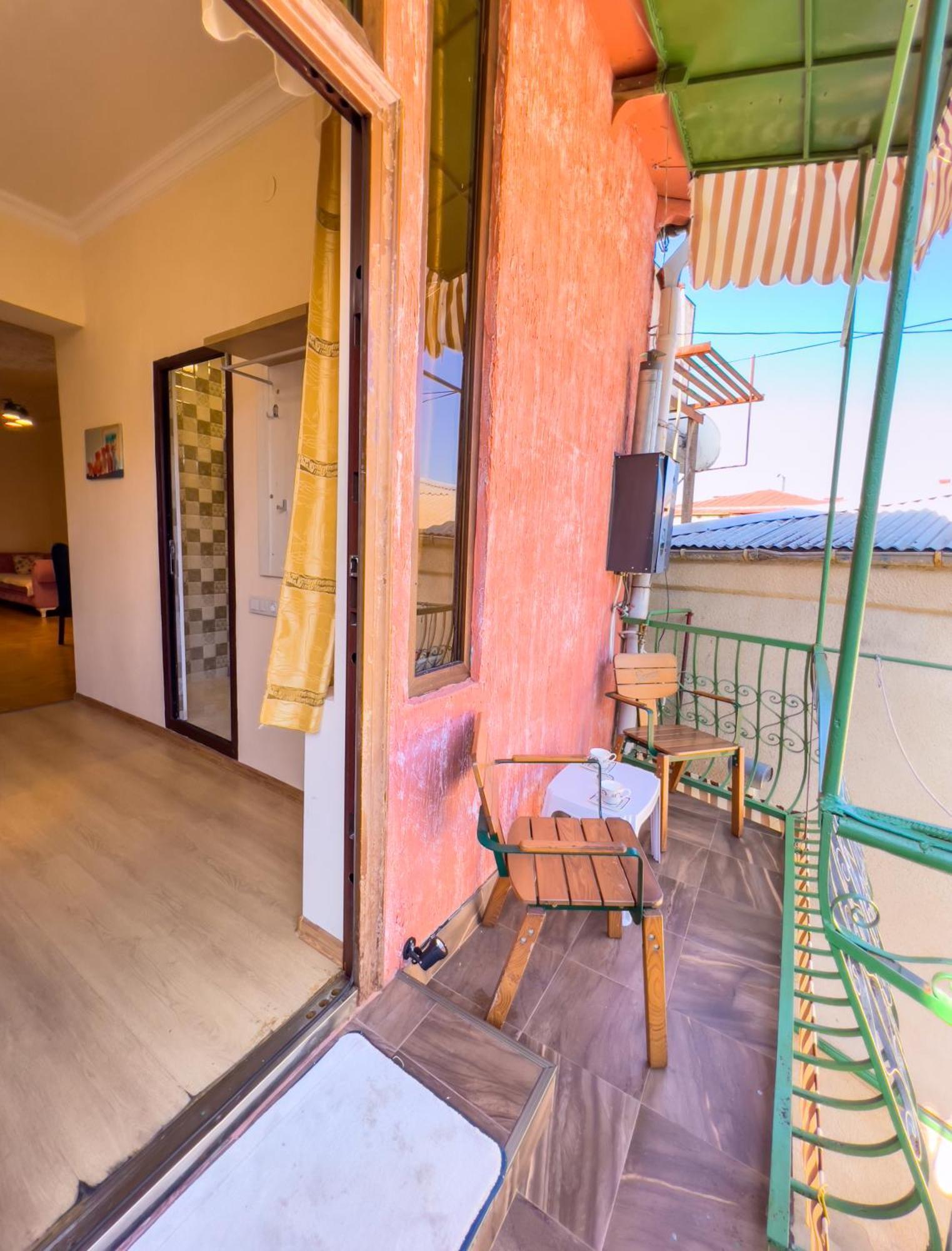 Apartment Deme 쿠타이시 외부 사진